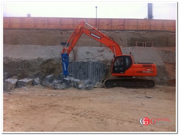 FOTO DESMONTE DE ROCHA